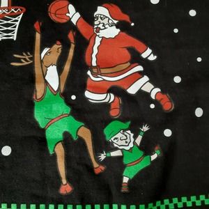 Snowtorious 3xl Santa Dunking Basketball Graphic Sweatshirt,Christmas,Sports
